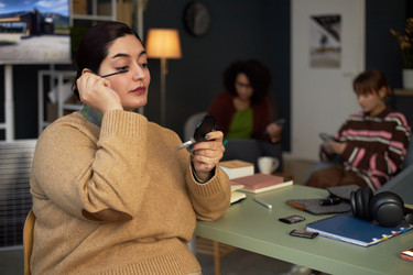 Similar image 22105399