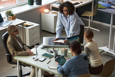 Similar image 22105440