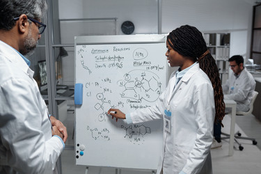 Similar image 22145119