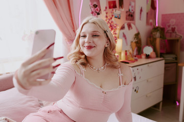 Similar image 22145441