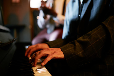 Similar image 22143537