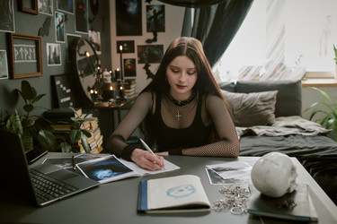 Similar image 22145475