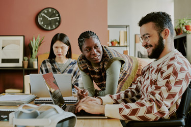 Similar image 22145343