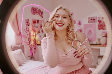 Similar image 22145490