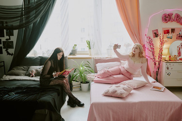 Similar image 22145420