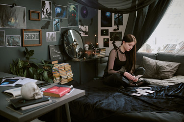 Similar image 22145400