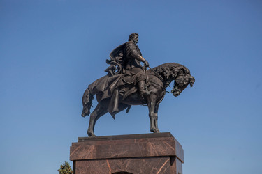 Similar image 22136004