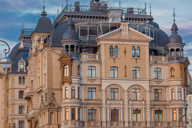 Similar image 22135425