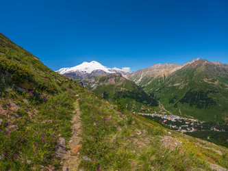 Similar image 22138792