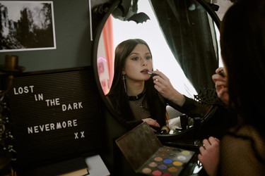 Similar image 22145419