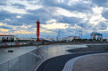 Similar image 22138804