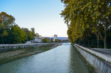 Similar image 22135575