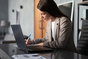 Similar image 22140333