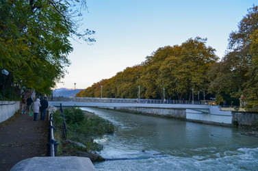 Similar image 22135661