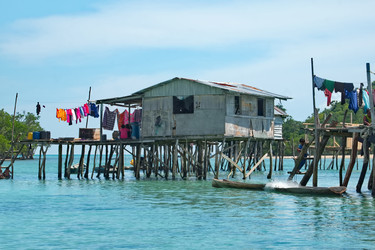 Similar image 22132998