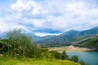 Similar image 22137919