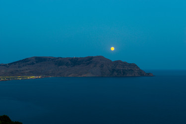 Similar image 22136796