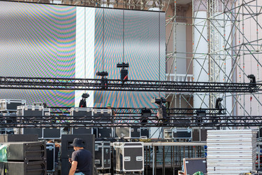 Similar image 22135030