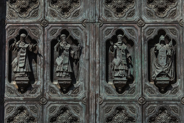 Similar image 22132790