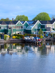 Similar image 22137029