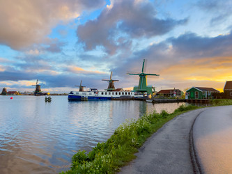 Similar image 22137031