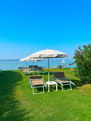 Similar image 22137087