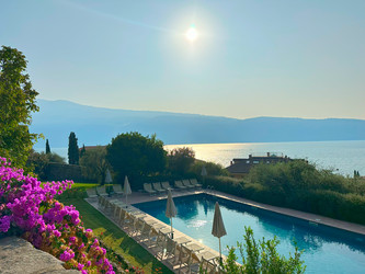 Similar image 22137093