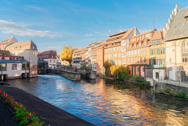 Similar image 22137306