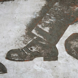 Панно 'Революция' (фрагмент), автор Багаутдинов Р. Ш., 1962-1965 (Площадь Стачек, Санкт-Петербург, Россия) - Prokrida