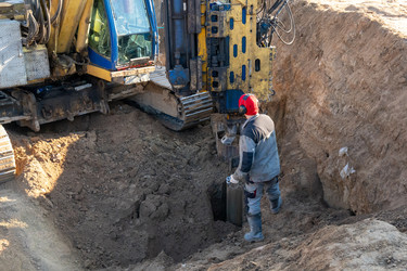 Similar image 22135810