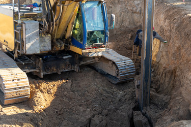 Similar image 22135820