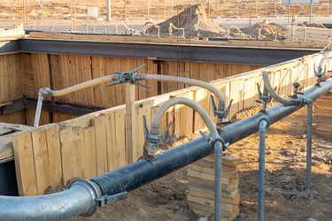 Similar image 22135828