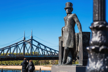 Similar image 22136142