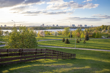 Similar image 22136179