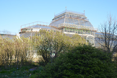 Similar image 22135400