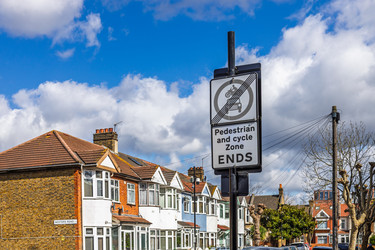 Similar image 22140876