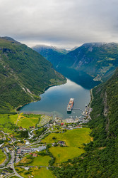 Similar image 22142676