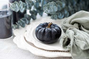 Similar image 22151140