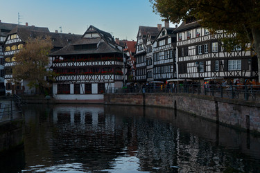 Similar image 22165041