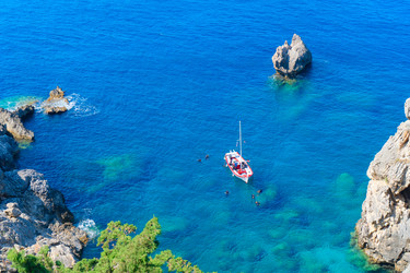 Similar image 22165094