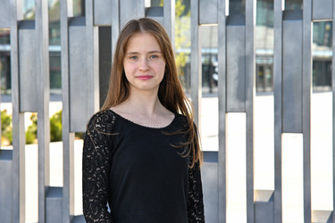 Similar image 22152402