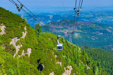 Similar image 22159400