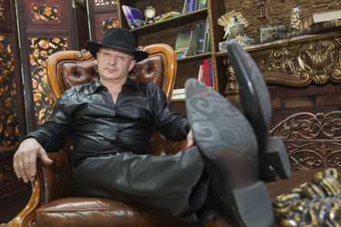 Similar image 22150413