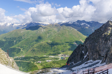 Similar image 22157851