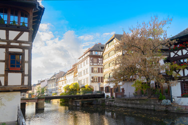 Similar image 22165275