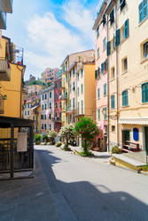 Similar image 22165356