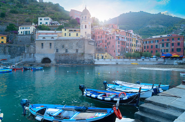 Similar image 22165370