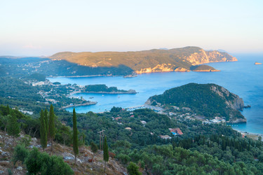 Similar image 22165395