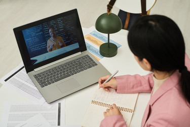 Similar image 22147104