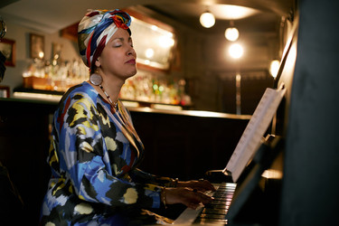 Similar image 22143576